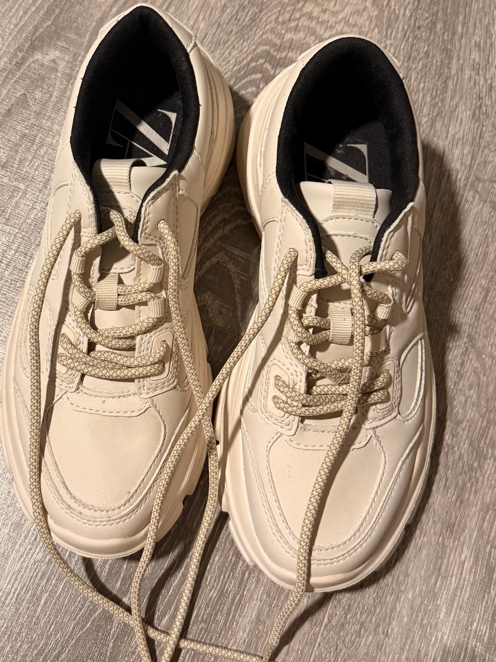 Zara Cream Chunky Platform Sneakers / Shoes Size EU 37 (US 6.5/7)